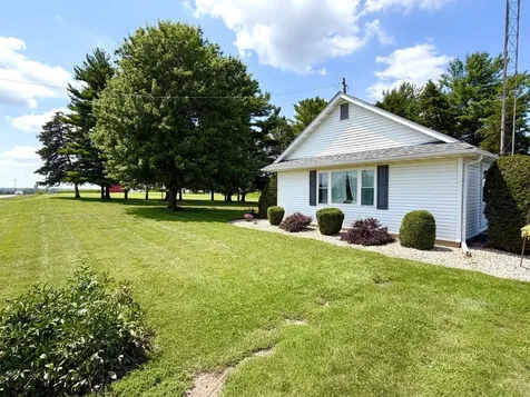 843 North 2401 Road Oglesby IL 61348