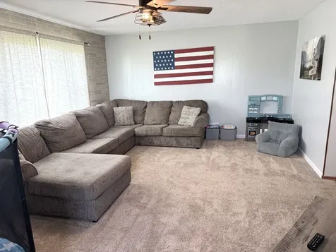 843 North 2401 Road Oglesby IL 61348