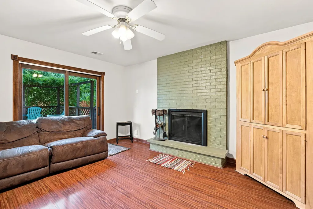 337 Huntington Way Bolingbrook IL 60440
