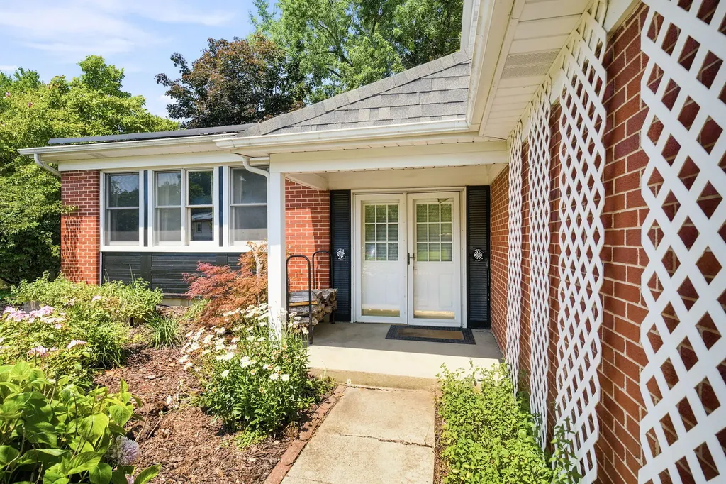 337 Huntington Way Bolingbrook IL 60440
