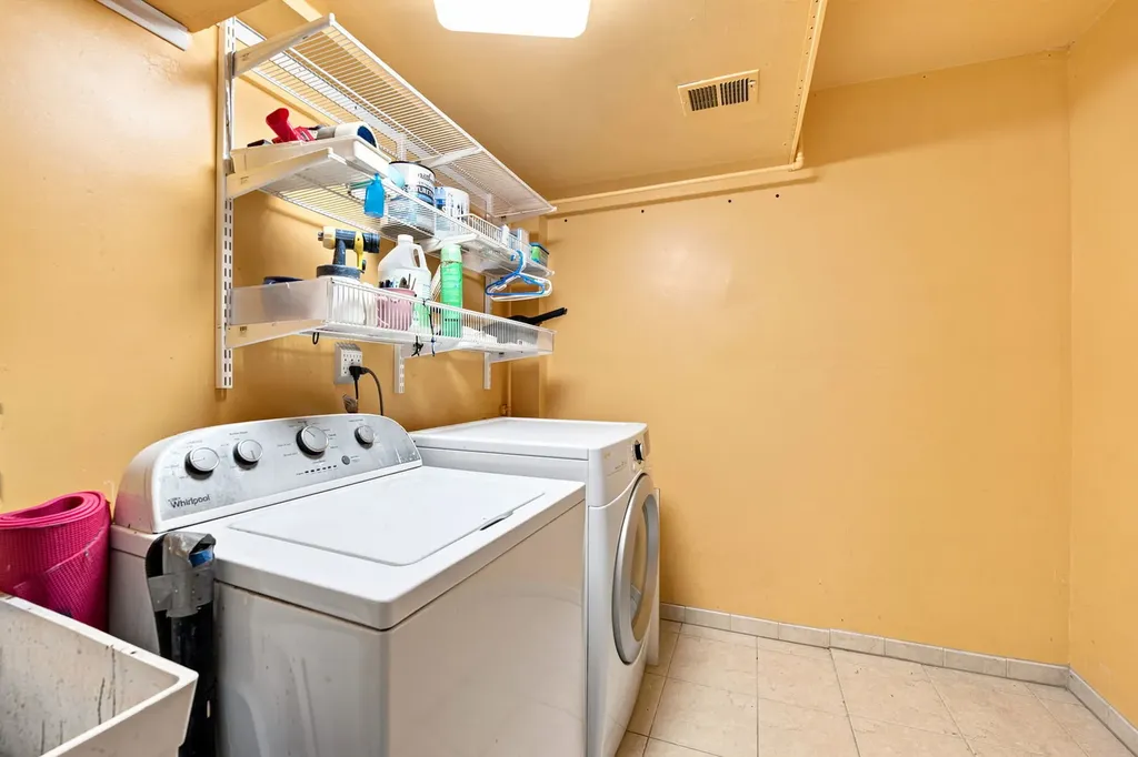 337 Huntington Way Bolingbrook IL 60440