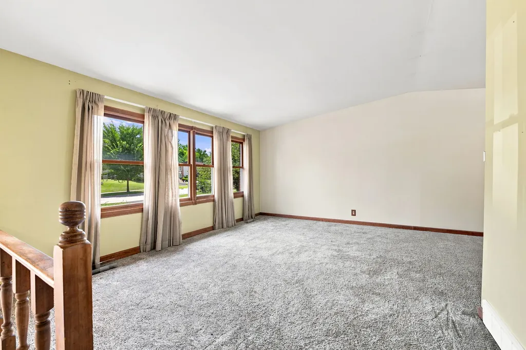 337 Huntington Way Bolingbrook IL 60440