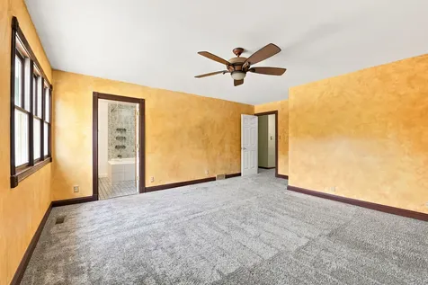 337 Huntington Way Bolingbrook IL 60440