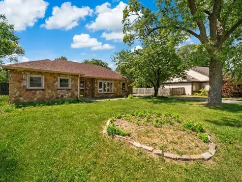 5706 Leitch Avenue Countryside IL 60525