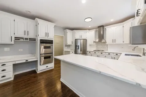 1106 Portsmouth Circle Gurnee IL 60031