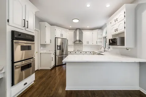1106 Portsmouth Circle Gurnee IL 60031