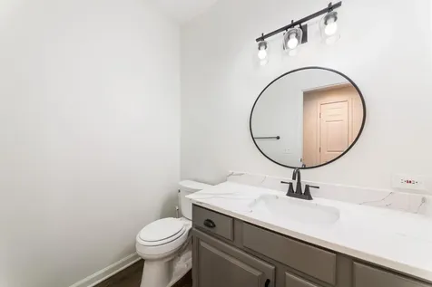 1106 Portsmouth Circle Gurnee IL 60031