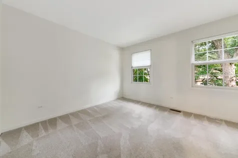 1106 Portsmouth Circle Gurnee IL 60031