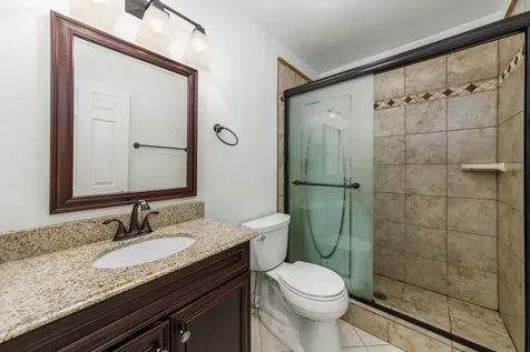 1106 Portsmouth Circle Gurnee IL 60031