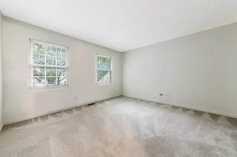 1106 Portsmouth Circle Gurnee IL 60031