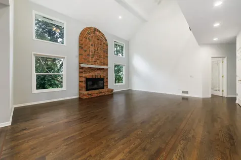 1106 Portsmouth Circle Gurnee IL 60031