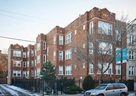 3221 West Division Street Chicago IL 60651