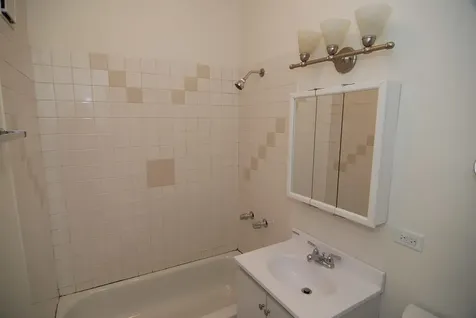 3221 West Division Street Chicago IL 60651