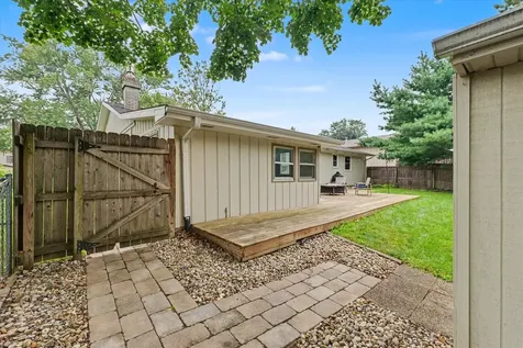 2312 Blackthorn Drive Champaign IL 61821