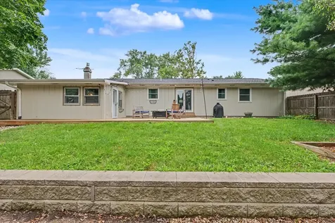 2312 Blackthorn Drive Champaign IL 61821