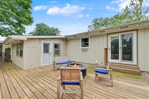 2312 Blackthorn Drive Champaign IL 61821