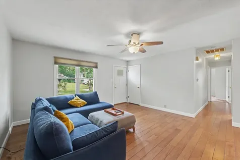 2312 Blackthorn Drive Champaign IL 61821