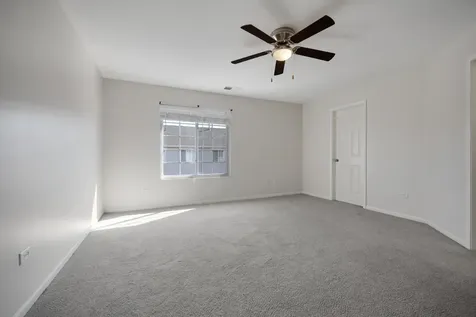 442 Churchill Drive Elgin IL 60124