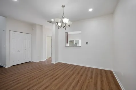442 Churchill Drive Elgin IL 60124