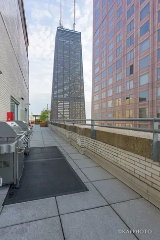 777 North Michigan Avenue Chicago IL 60611