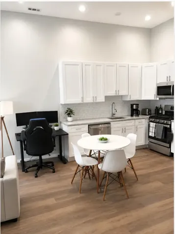 2501 North Southport Avenue Chicago IL 60614