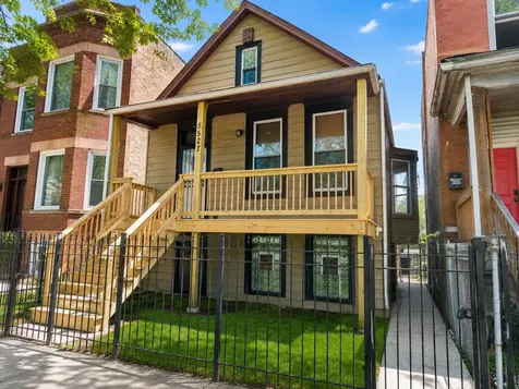 5527 South Loomis Boulevard Chicago IL 60636
