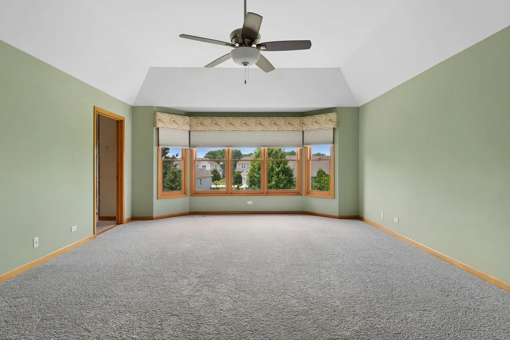 2680 Ginger Woods Drive Aurora IL 60502