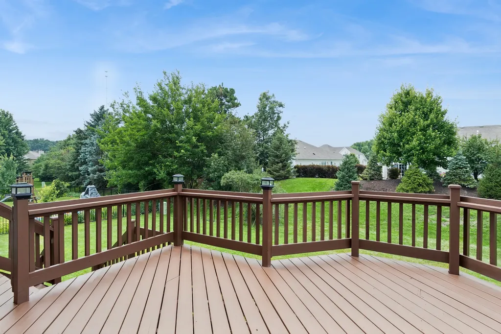 2680 Ginger Woods Drive Aurora IL 60502