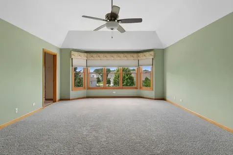 2680 Ginger Woods Drive Aurora IL 60502