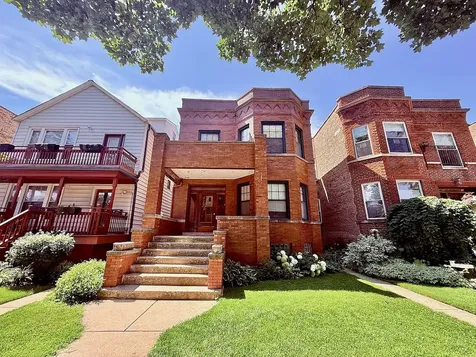 2535 West Eastwood Avenue Chicago IL 60625