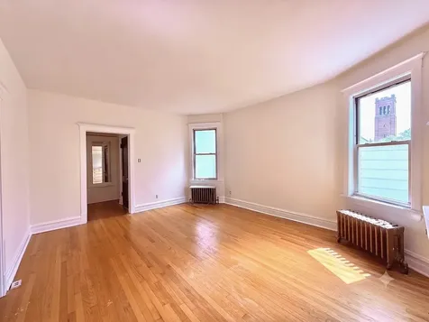 2535 West Eastwood Avenue Chicago IL 60625