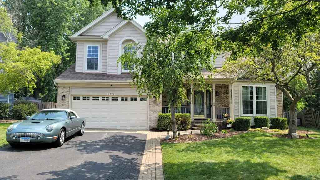 3885 Thornberry Way Lake In The Hills IL 60156