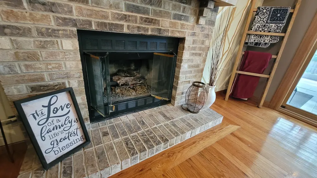 3885 Thornberry Way Lake In The Hills IL 60156