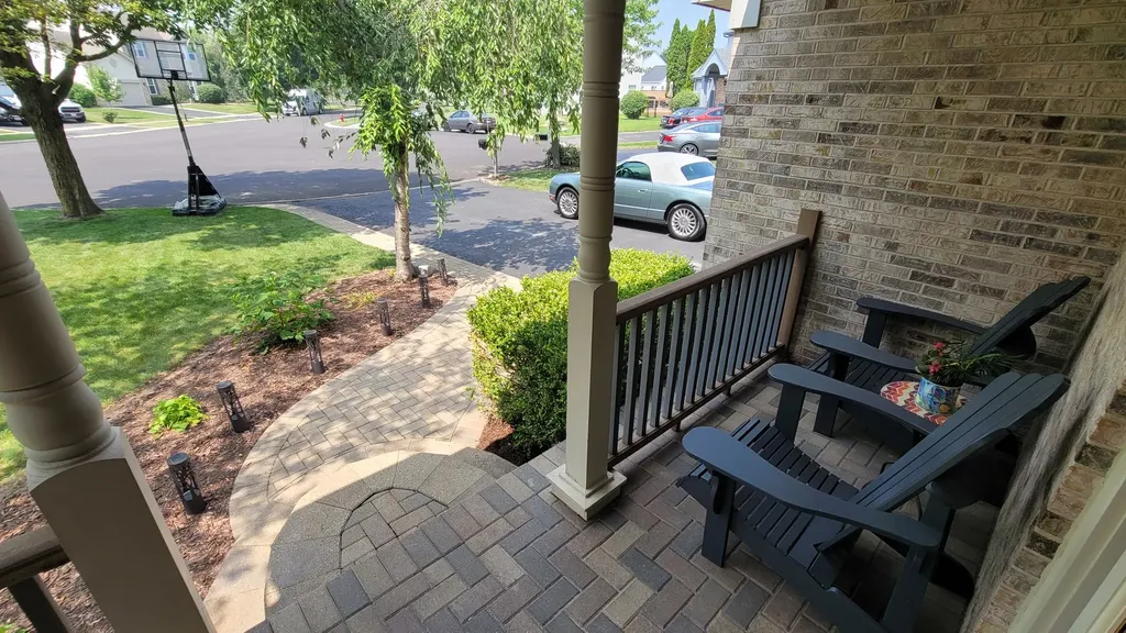 3885 Thornberry Way Lake In The Hills IL 60156