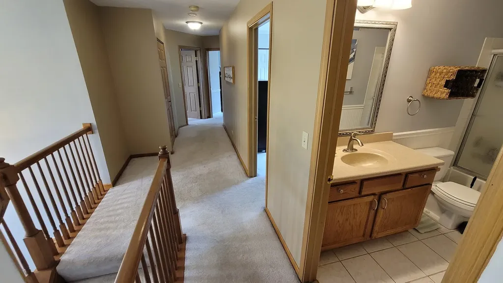 3885 Thornberry Way Lake In The Hills IL 60156