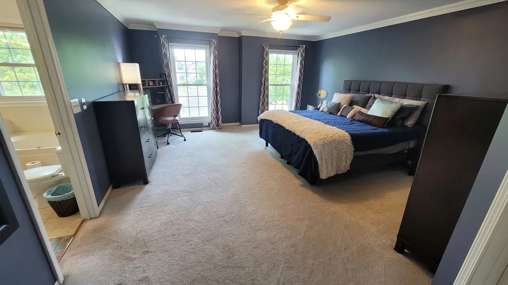 3885 Thornberry Way Lake In The Hills IL 60156