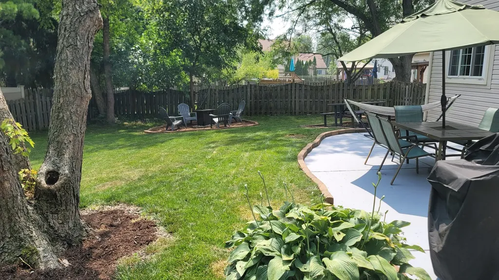 3885 Thornberry Way Lake In The Hills IL 60156