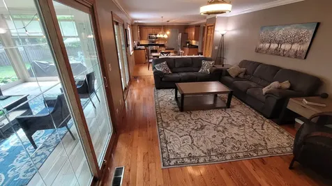 3885 Thornberry Way Lake In The Hills IL 60156