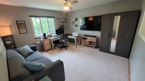 3885 Thornberry Way Lake In The Hills IL 60156