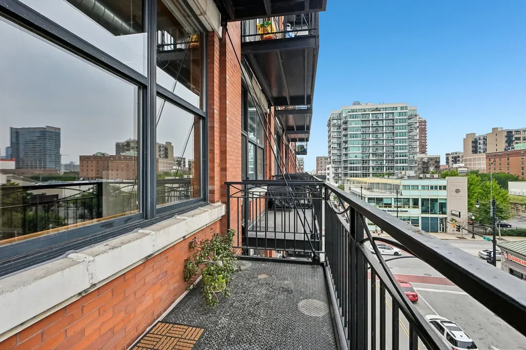 1601 South Michigan Avenue Chicago IL 60616