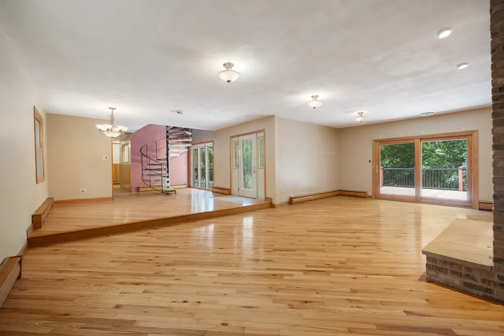 12712 Hensel Road Huntley IL 60142