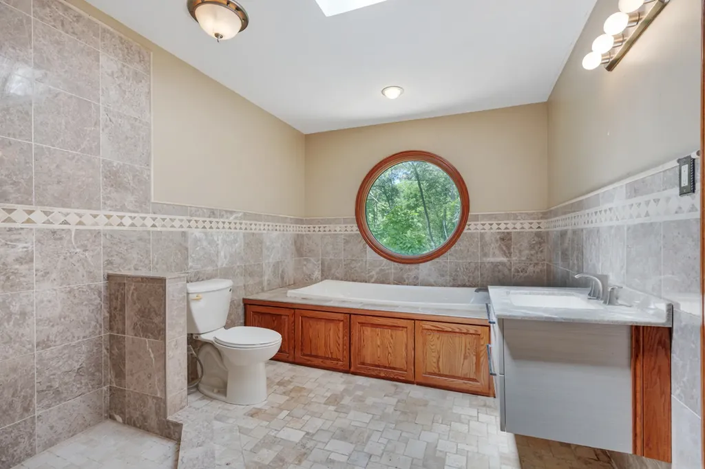 12712 Hensel Road Huntley IL 60142