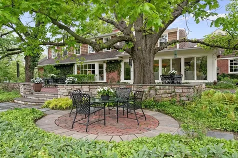 2080 Norfork Road Northfield IL 60093