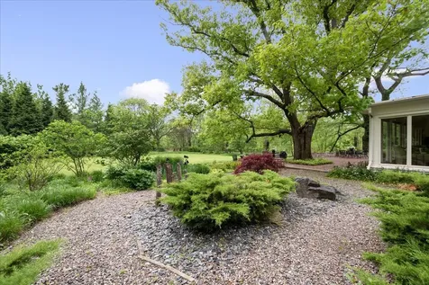 2080 Norfork Road Northfield IL 60093