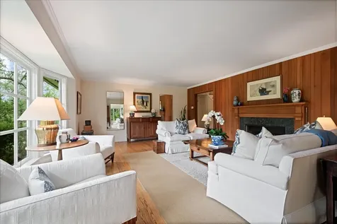 2080 Norfork Road Northfield IL 60093