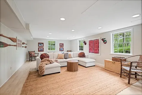 2080 Norfork Road Northfield IL 60093