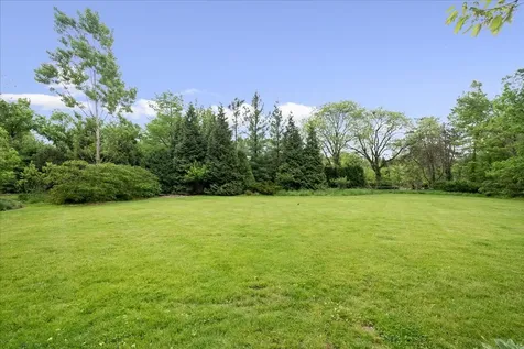 2080 Norfork Road Northfield IL 60093