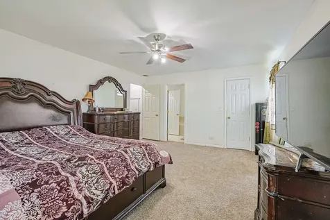 1861 Seneca Drive Hanover Park IL 60133