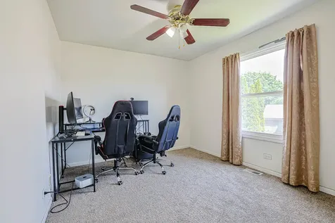 1861 Seneca Drive Hanover Park IL 60133