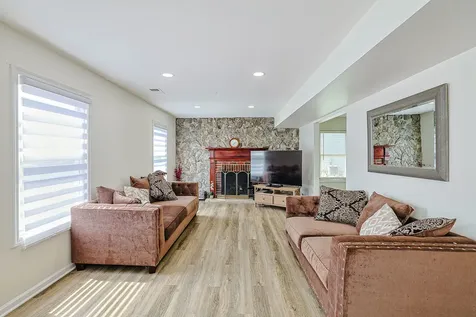 1861 Seneca Drive Hanover Park IL 60133